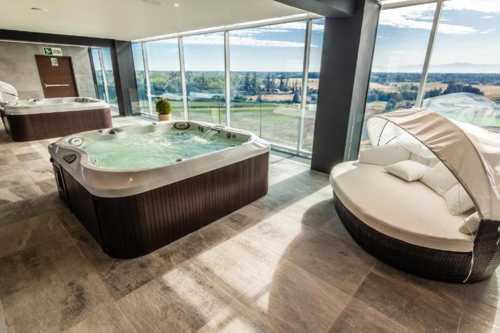 Mds Hotel Chillán Екстериор снимка The spa at the Hilton Birmingham West