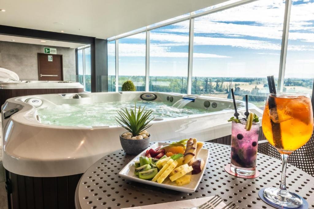 Mds Hotel Chillán Екстериор снимка The spa at the Hilton Birmingham West