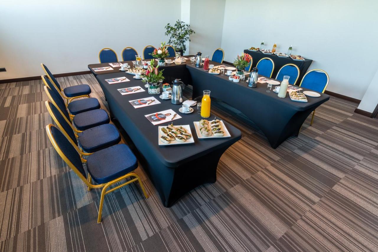 Mds Hotel Chillán Екстериор снимка Meeting room